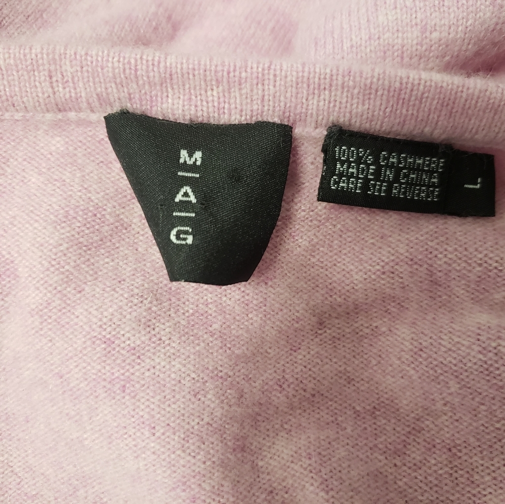 MAG Cashmere Top - Picture 2 of 2